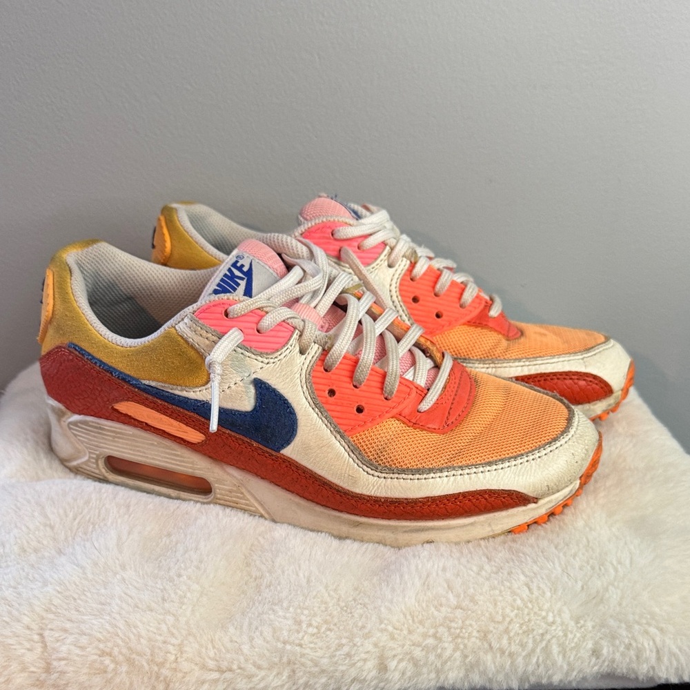 NIKE AIR MAX 90 CAMPFIRE ORANGE SNAKESKIN DJ8517-800 Women’s 8.5 RARE